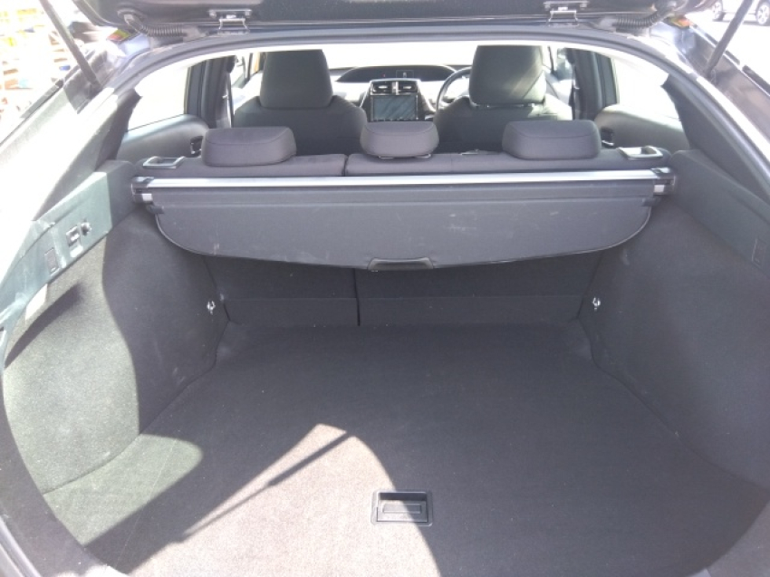 Toyota Prius (SunRoof) 2020