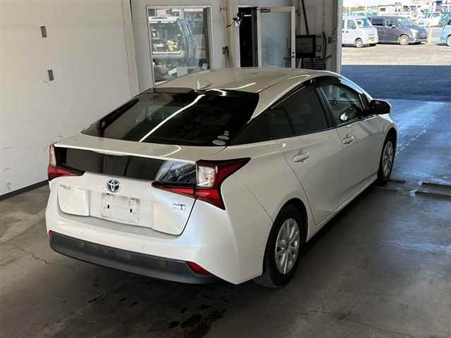 Toyota Prius 2020