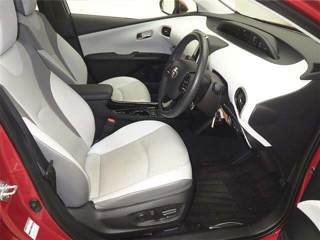 Toyota Prius PHV 2020