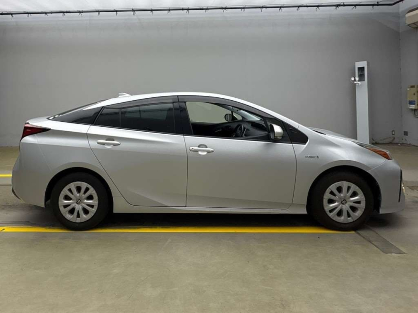 Toyota Prius 2020