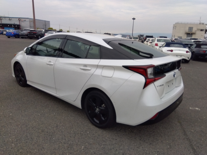 Toyota Prius 2020