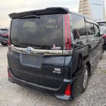 Toyota Noah (Hybrid) 2021