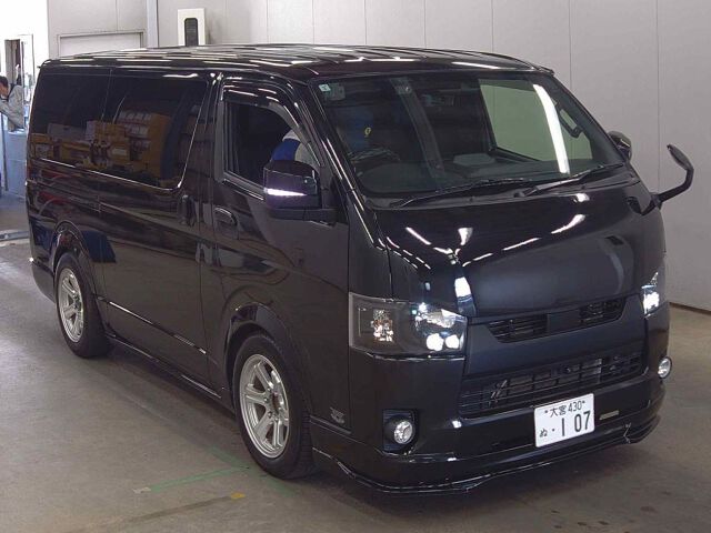 Toyota Hiace 2022