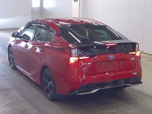 PRIUS 2021