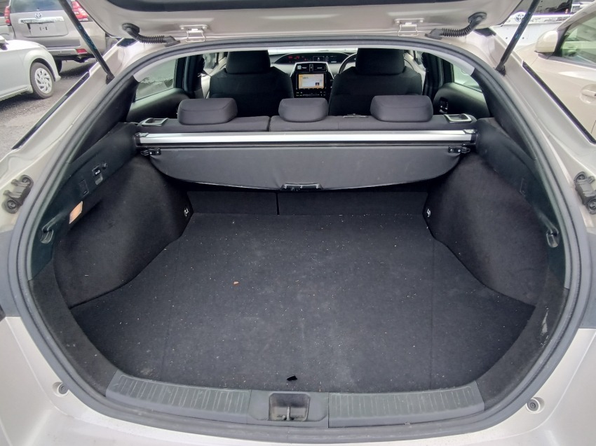Toyota Prius 2021
