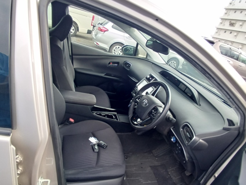 Toyota Prius 2021